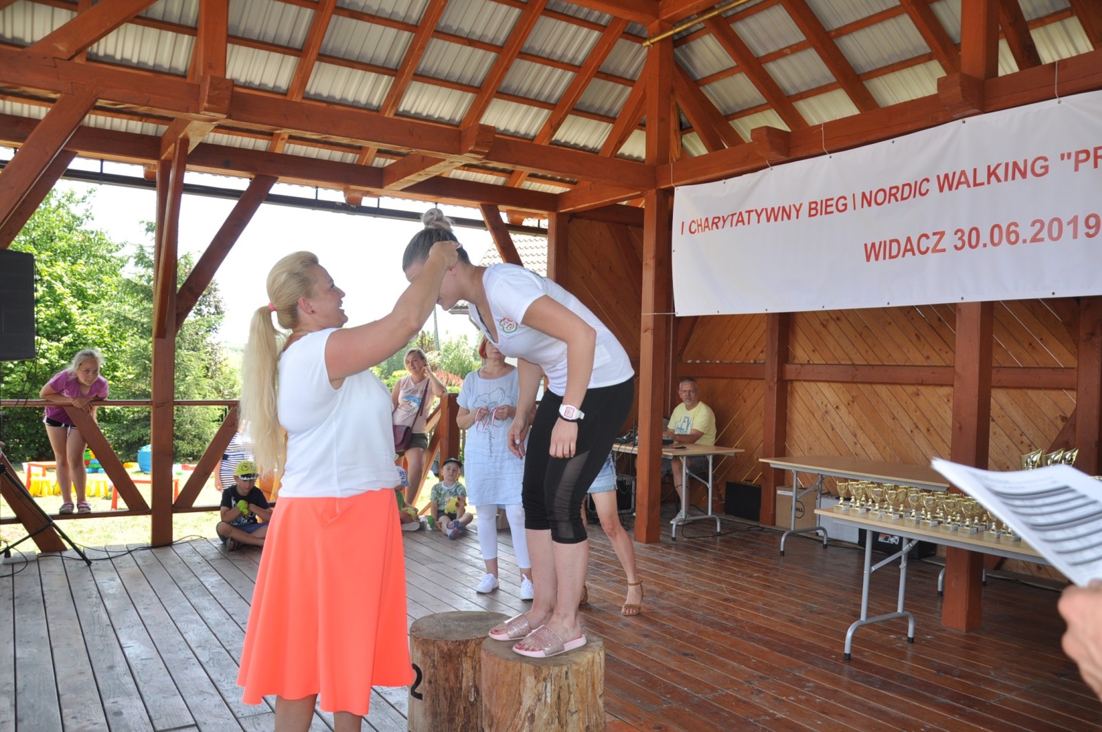 I Charytatywny Bieg oraz marsz Nordic Walking "Przybij Piątkę z Kamilem"