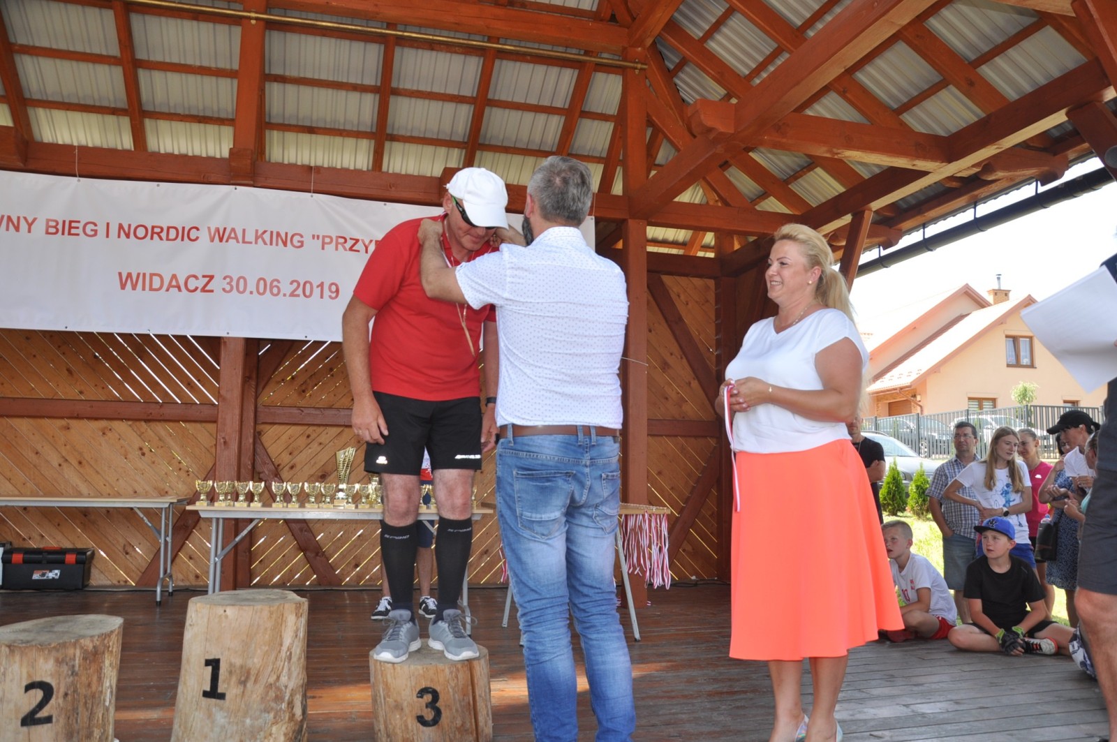 I Charytatywny Bieg oraz marsz Nordic Walking "Przybij Piątkę z Kamilem"