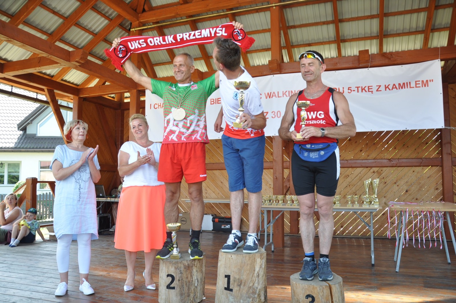 I Charytatywny Bieg oraz marsz Nordic Walking "Przybij Piątkę z Kamilem"