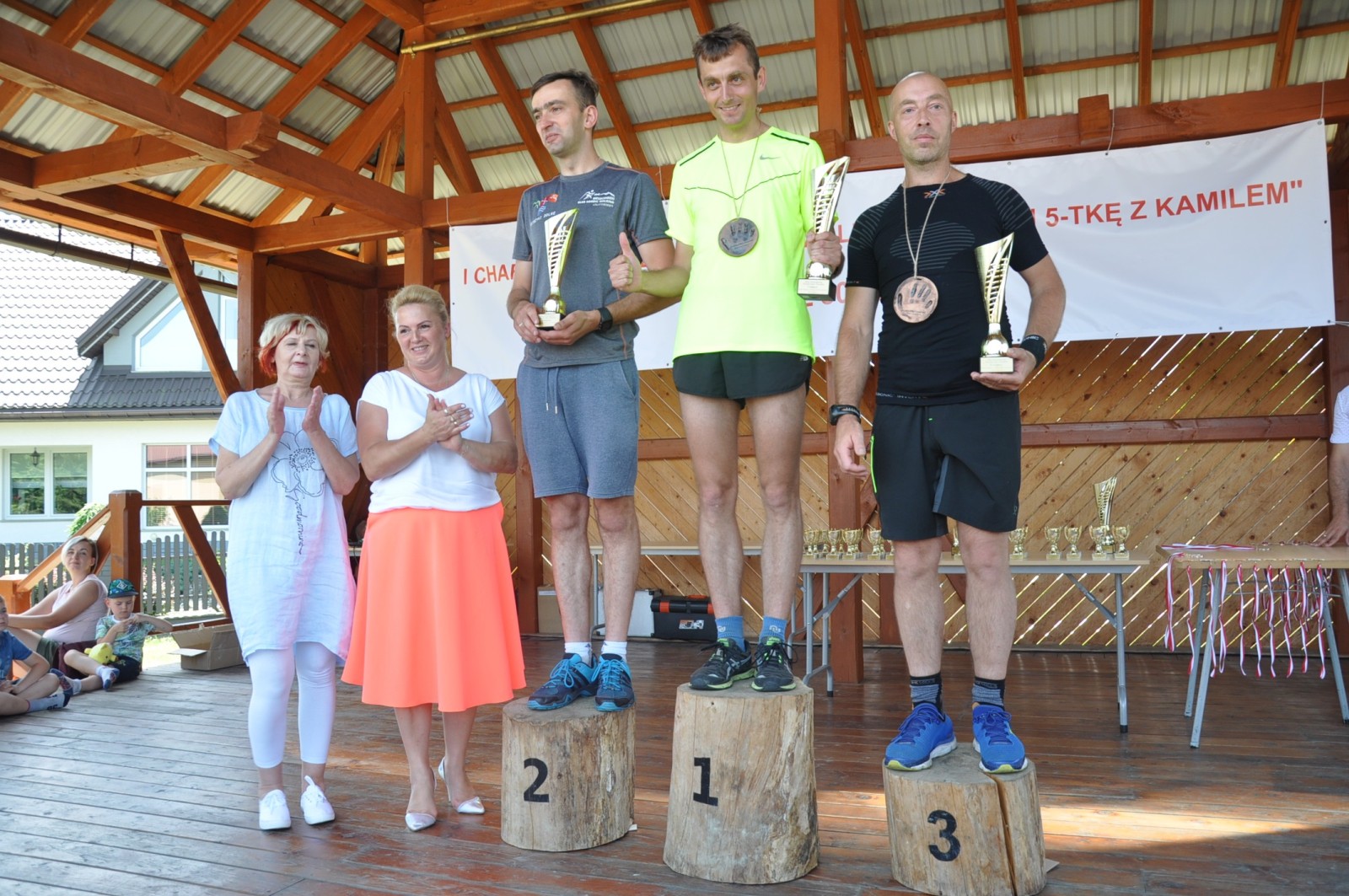 I Charytatywny Bieg oraz marsz Nordic Walking "Przybij Piątkę z Kamilem"