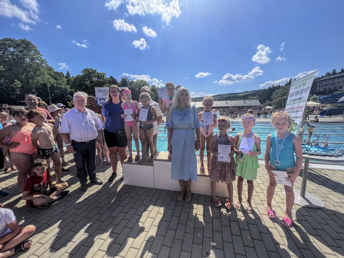 26 czerwca na terenach zielonych i kompleksie basenów odkrytych przy ulicy Zdrojowej w Rymanowie-Zdroju odbył się IX Piknik Rodzinny pamięci Ignacego Łukasiewicza organizowany przez Świerkowy Zdrój Medical Spa Sp. z o. o.