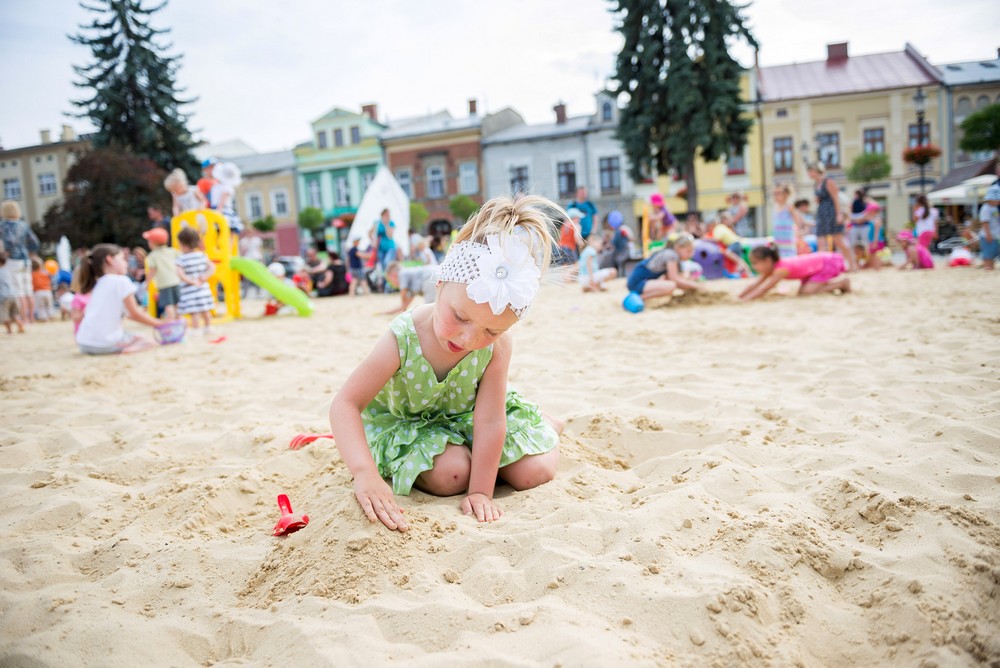 Plaża na krośnieńskim rynku 2014 fot. Łukasz Jaracz