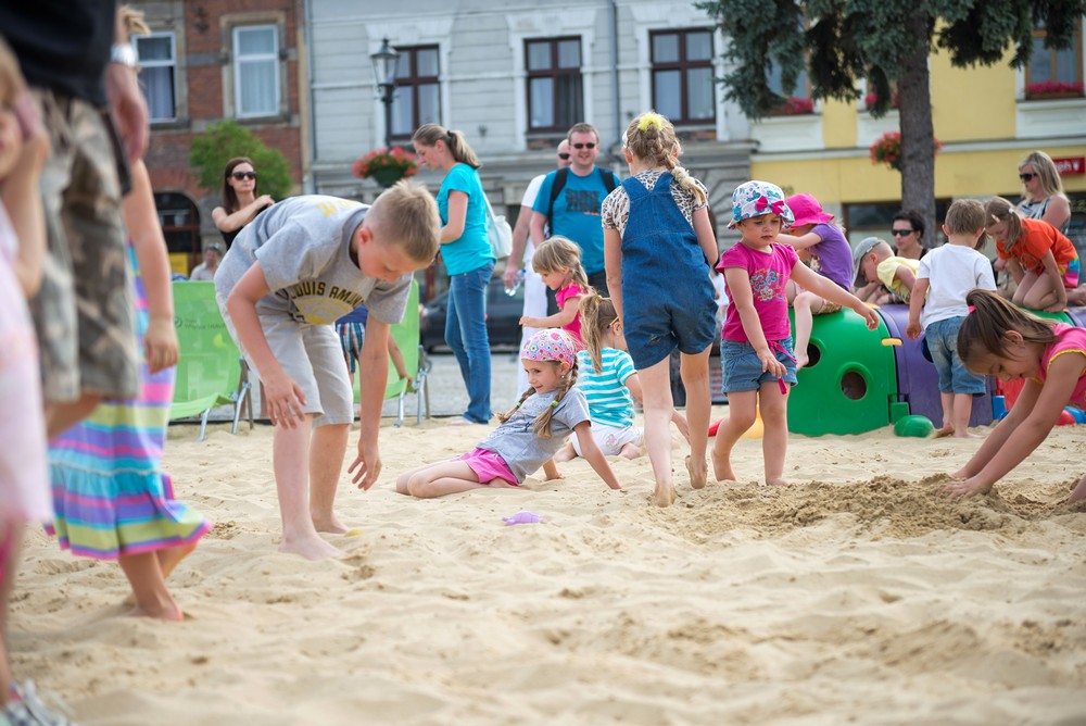 Plaża na krośnieńskim rynku 2014 fot. Łukasz Jaracz
