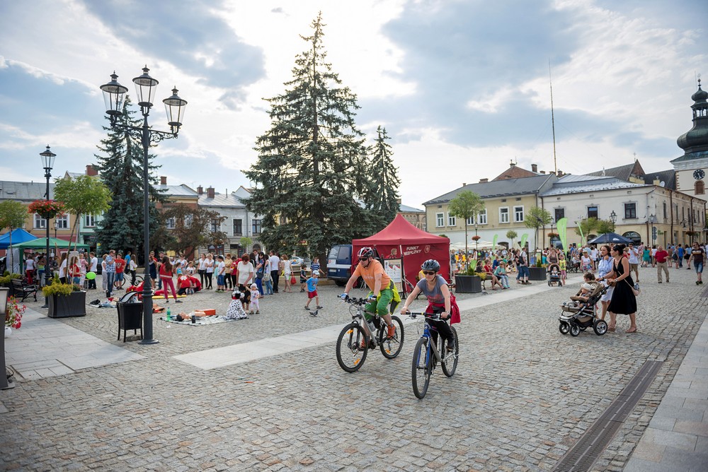 Plaża na krośnieńskim rynku 2014 fot. Łukasz Jaracz