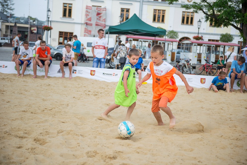 Plaża na krośnieńskim rynku 2014 fot. Łukasz Jaracz