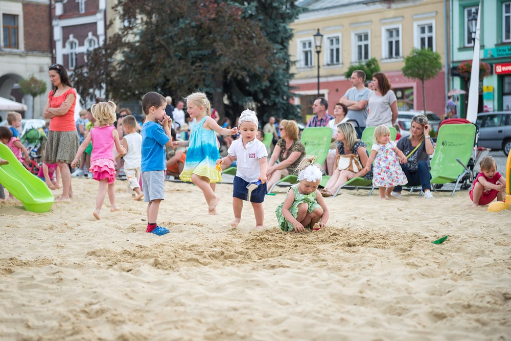 Plaża na krośnieńskim rynku 2014 fot. Łukasz Jaracz