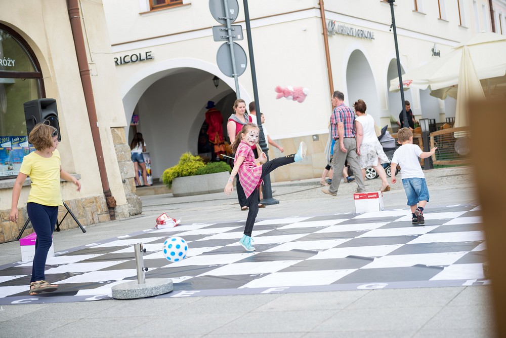 Plaża na krośnieńskim rynku 2014 fot. Łukasz Jaracz