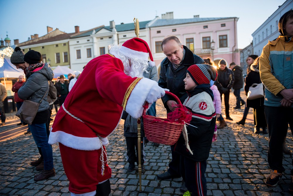 Wigilia na krośnieńskim rynku 2014 fot. Łukasz Jaracz