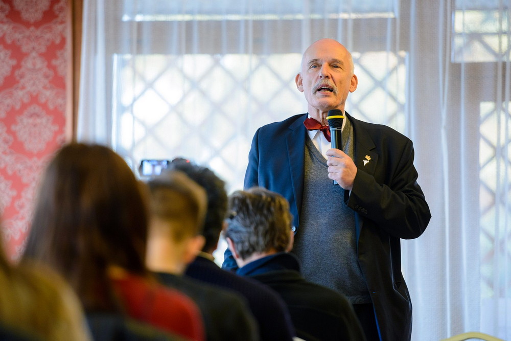 Janusz Korwin-Mikke odwiedził "Miasto Szkła". Fot. Łukasz Jaracz