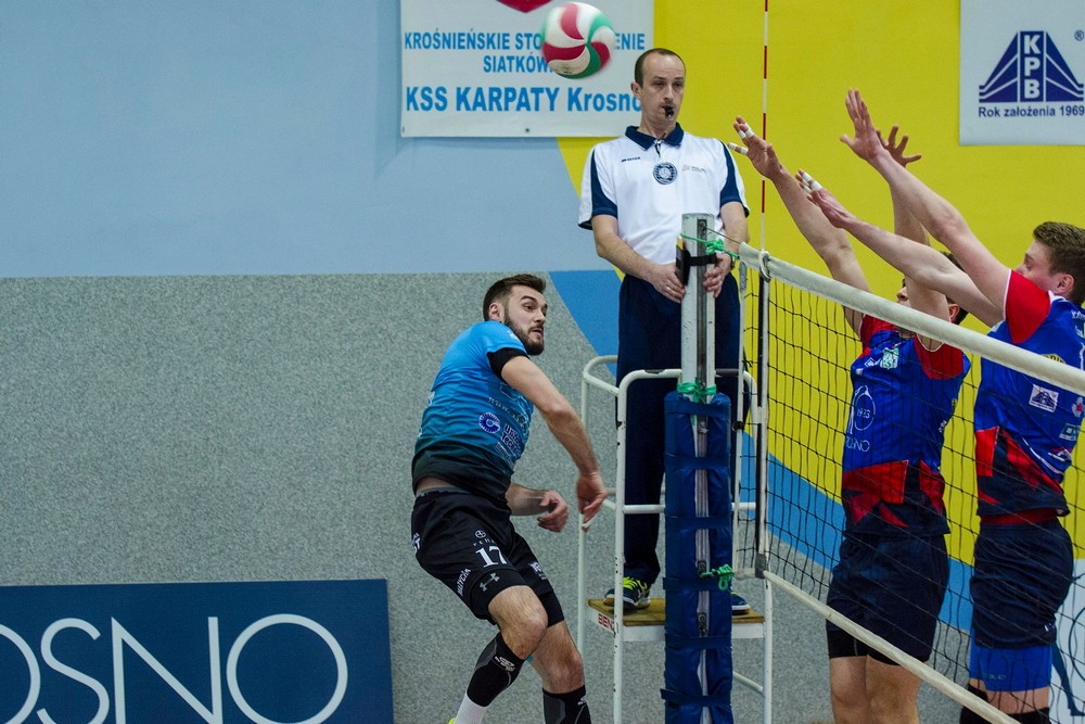 Krosno Glass Karpaty PWSZ - Błękitni Ropczyce. Fot. Karol Słomka