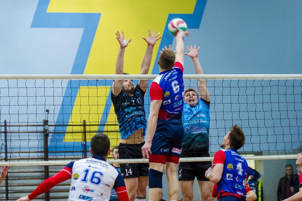 Krosno Glass Karpaty PWSZ - Błękitni Ropczyce. Fot. Karol Słomka