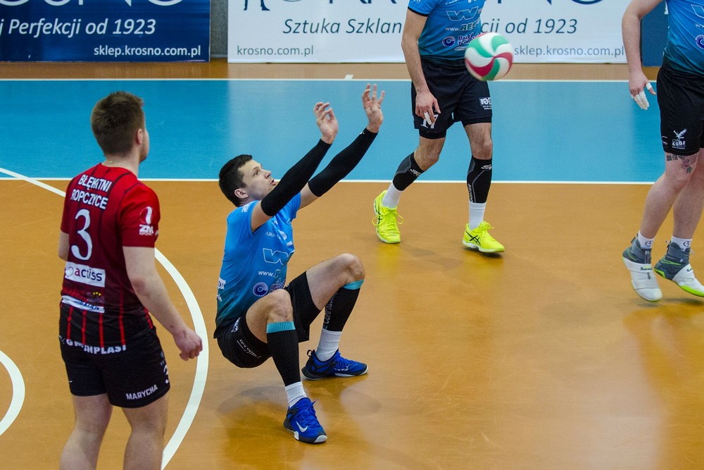 Krosno Glass Karpaty PWSZ - Błękitni Ropczyce. Fot. Karol Słomka