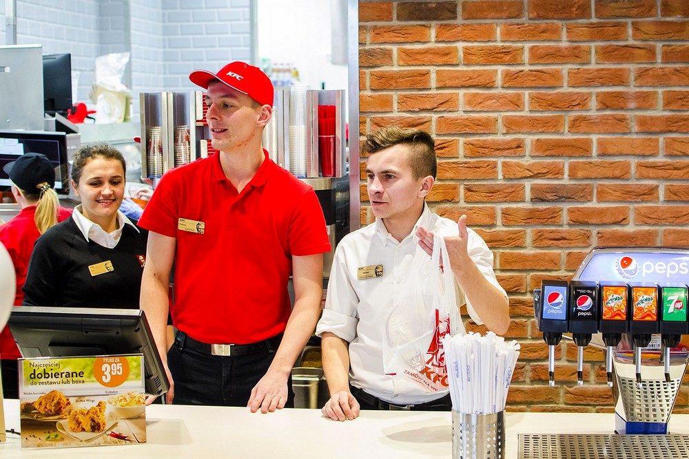 KFC w Krośnie otwarte. Fot. Karol Słomka