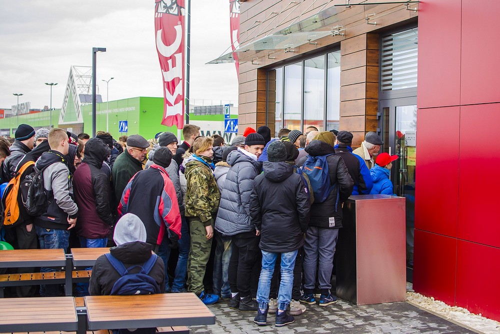 KFC w Krośnie otwarte. Fot. Karol Słomka