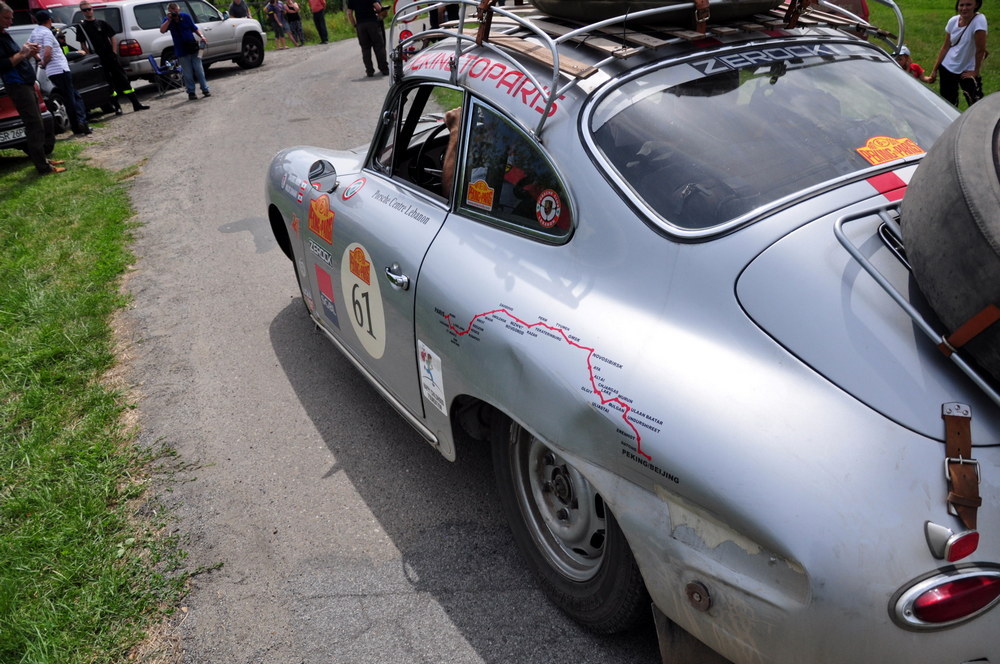 Peking to Paris Motor Challenge 2016. Fot. Piotr Dymiński