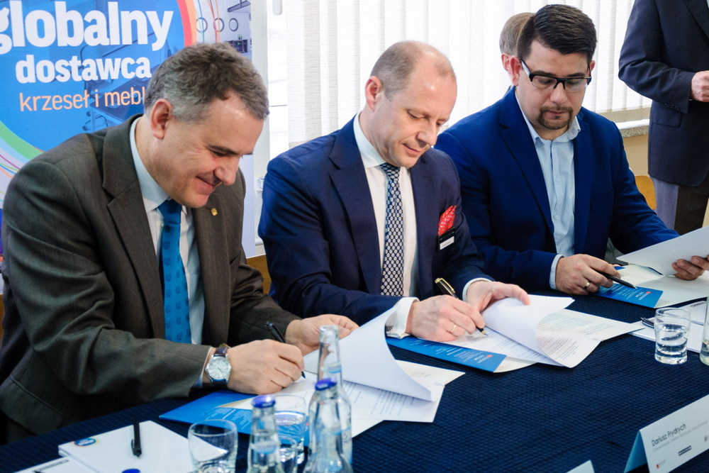 III Targi Zatrudnienia i Edukacji w Krośnie. Fot. Piotr Dymiński