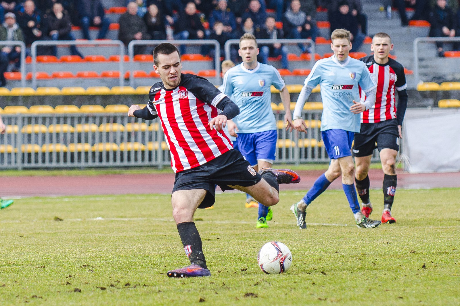 Resovia Rzeszów - Karpaty Krosno. Fot. Karol Słomka