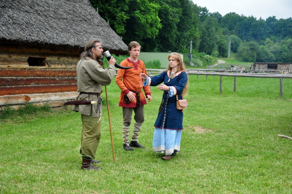Starożytni Podróżnicy w Karpackiej Troi. Fot. Piotr Dymiński