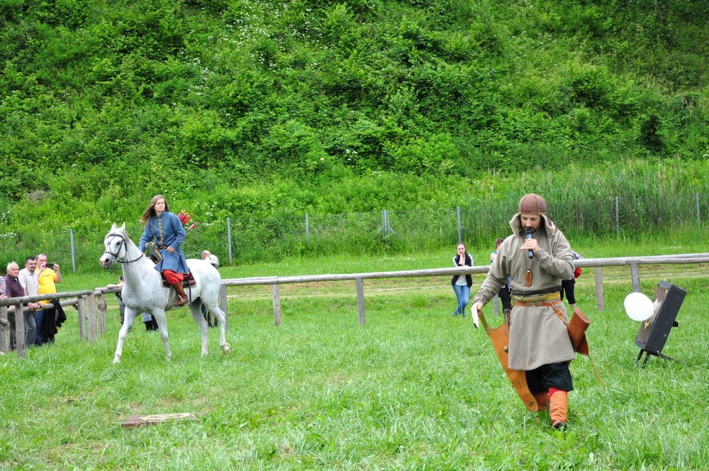 Starożytni Podróżnicy w Karpackiej Troi. Fot. Piotr Dymiński