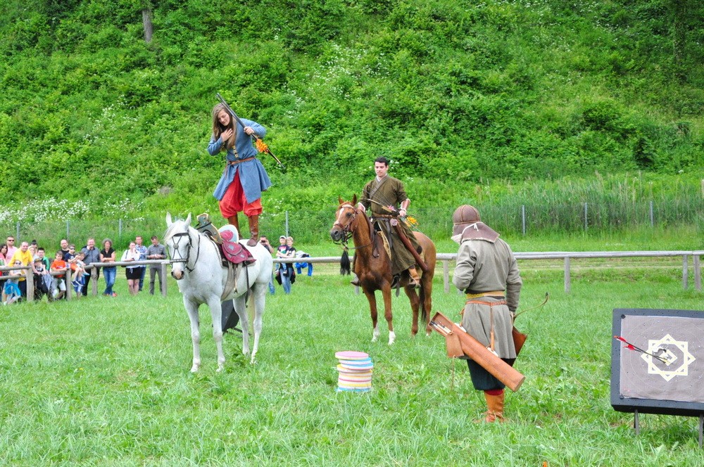 Starożytni Podróżnicy w Karpackiej Troi. Fot. Piotr Dymiński