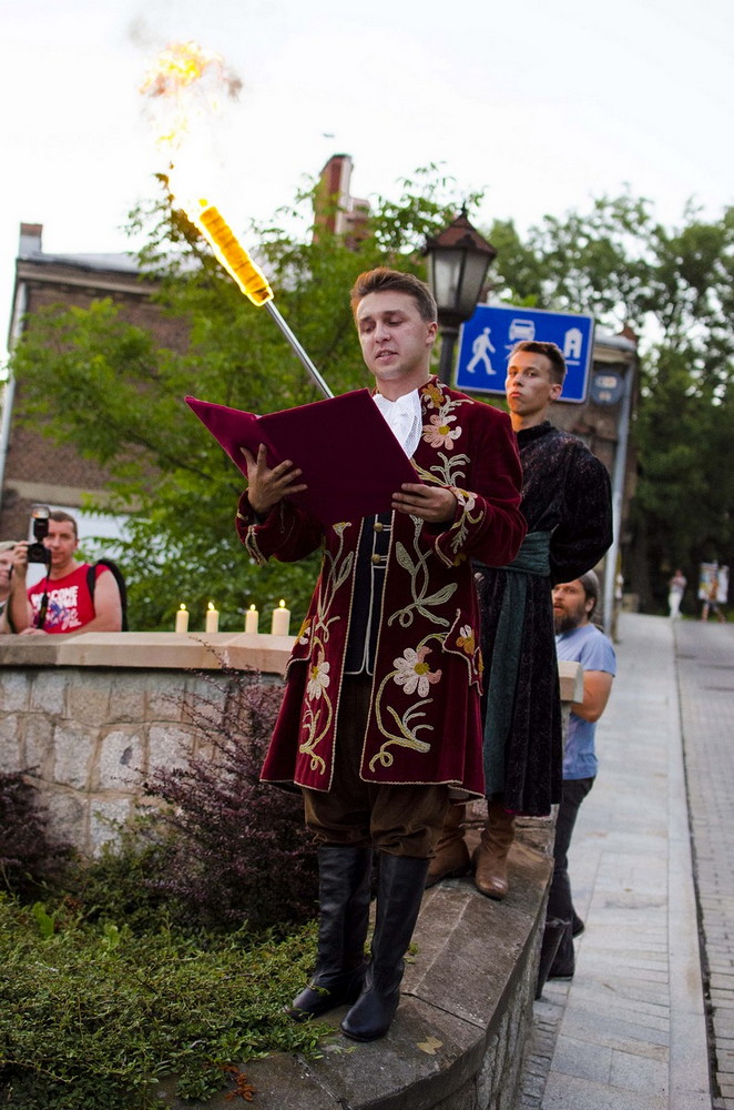Jan Kazimierz przybywa do Krosna. Fot. Karol Słomka