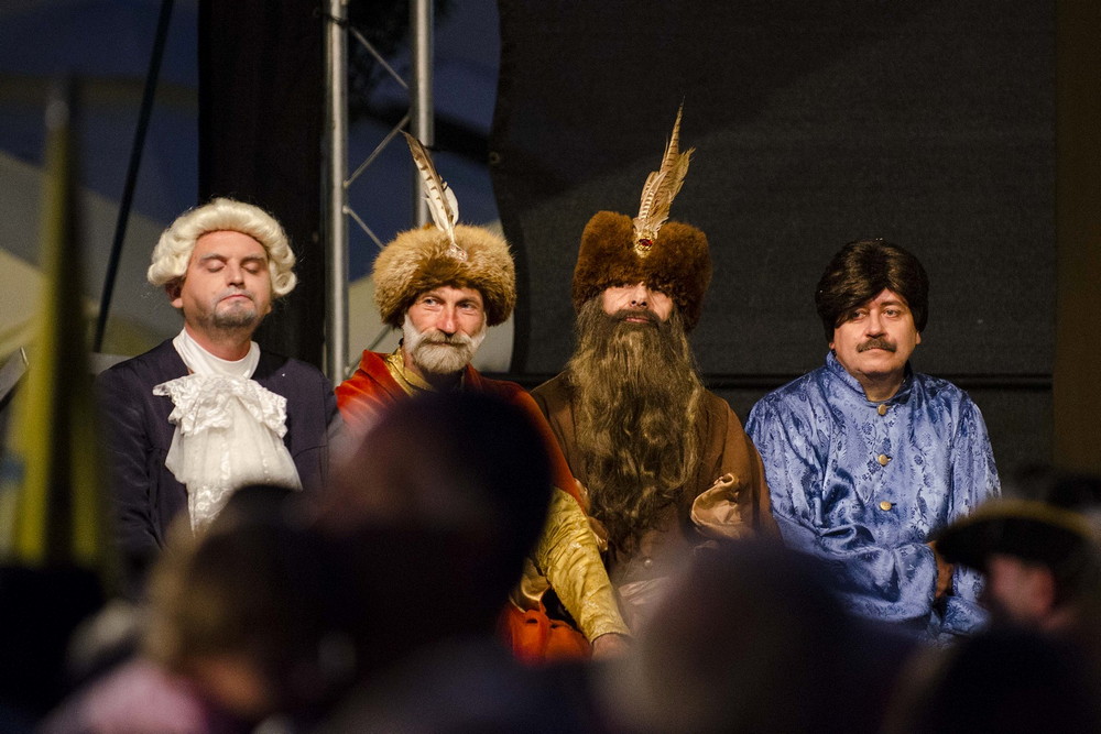Jan Kazimierz przybywa do Krosna. Fot. Karol Słomka