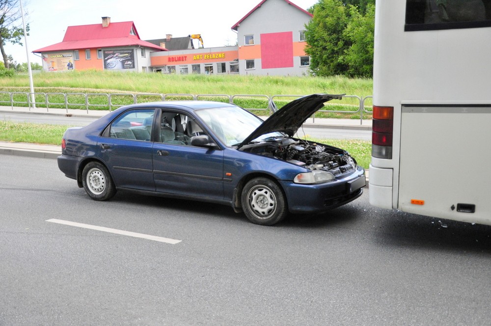 Karambol na DK28. Fot. Piotr Dymiński