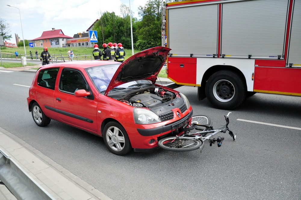 Karambol na DK28. Fot. Piotr Dymiński