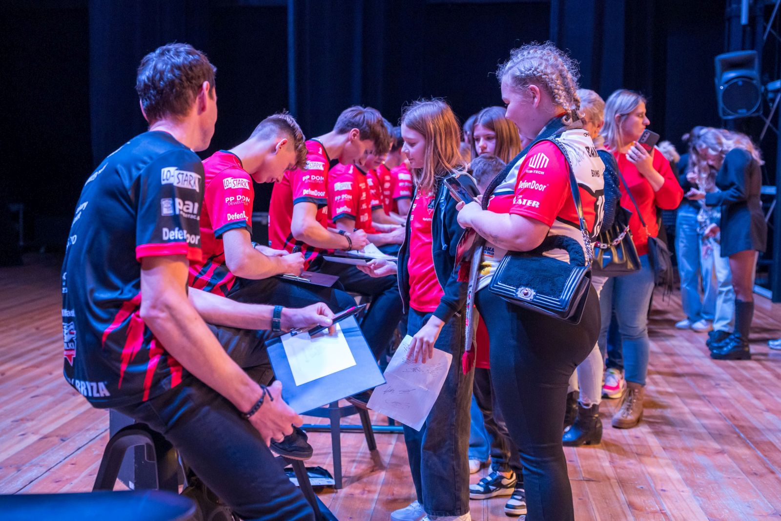Prezentacja teamu Cellfast Wilki Krosno 2025!